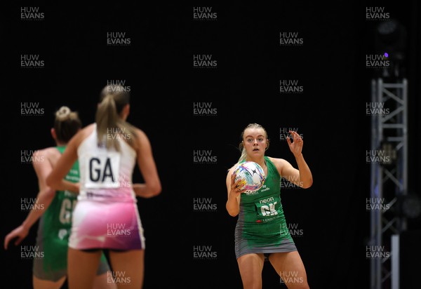 240525 - Cardiff Dragons v Loughborough Lightning - Netball Super League - Alex Johnson of Cardiff Dragons