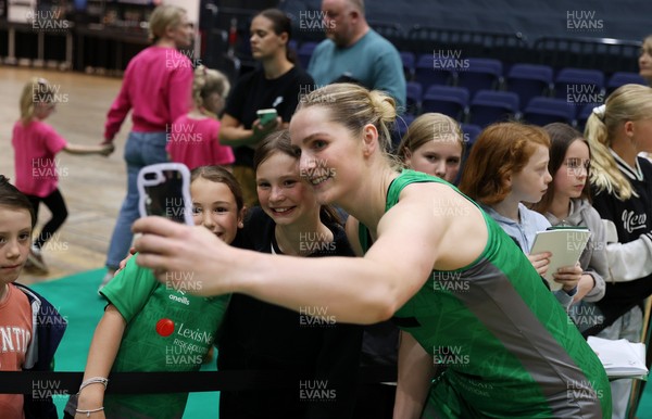 240525 - Cardiff Dragons v Loughborough Lightning - Netball Super League - Chelsea Beard of Cardiff Dragons