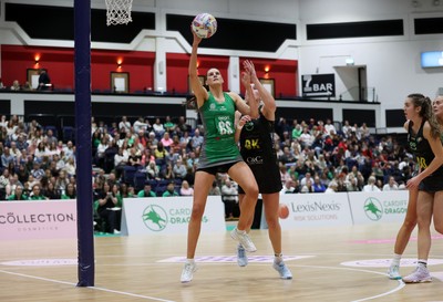 050425 - Cardiff Dragons v Manchester Thunder - Netball Super League - Georgia Rowe of Cardiff Dragons