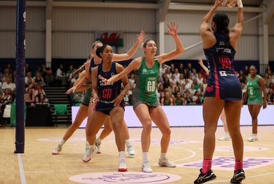 160525 - Cardiff Dragons v Nottingham Forest - Netball Super League - Jacqui Newton of Cardiff Dragons