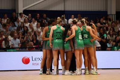 160525 - Cardiff Dragons v Nottingham Forest - Netball Super League - Team huddle