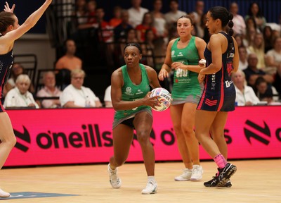 160525 - Cardiff Dragons v Nottingham Forest - Netball Super League - Khanyisa Chawane of Cardiff Dragons