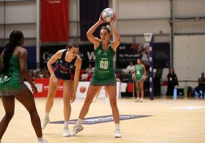 160525 - Cardiff Dragons v Nottingham Forest - Netball Super League - Jacqui Newton of Cardiff Dragons