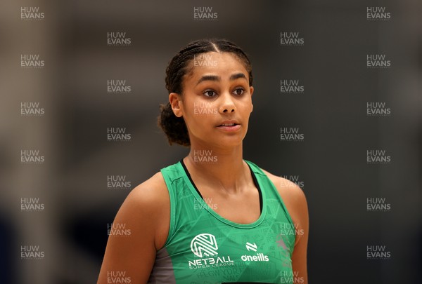 160525 - Cardiff Dragons v Nottingham Forest - Netball Super League - Celena Appleby-Prince of Cardiff Dragons