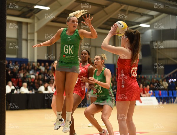 260424 - Cardiff Dragons v Strathclyde Sirens - Vitality Netball Super League - Leah Middleton of Cardiff Dragons