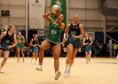 190424 - Cardiff Dragons v Surrey Storms - Vitality Netball Super League - Elle McDonald of Cardiff Dragons