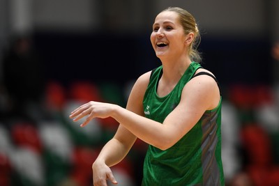 220225 - Cardiff Dragons v Birmingham Panthers - Netball Super League - Chelsea Beard of Cardiff Dragons