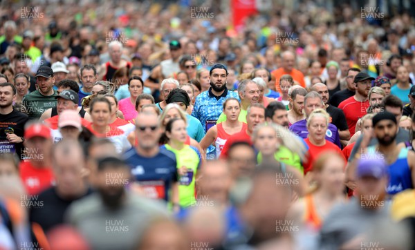 011023 - Principality Cardiff Half Marathon - 