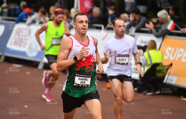 011023 - Principality Cardiff Half Marathon - 