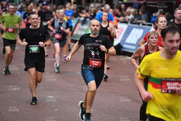 011023 - Principality Cardiff Half Marathon - 