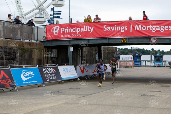 011023 - Principality Building Society Cardiff Half Marathon 2023 - Cardiff Bay - 