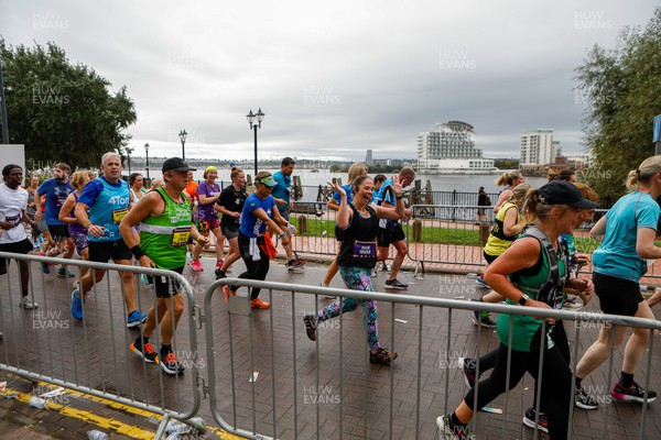 011023 - Principality Building Society Cardiff Half Marathon 2023 - Cardiff Bay - 