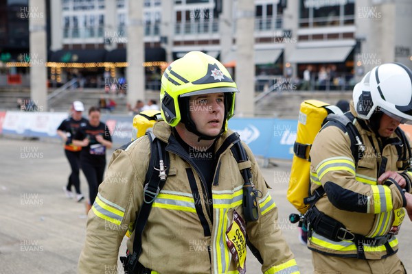 011023 - Principality Building Society Cardiff Half Marathon 2023 - Cardiff Bay - Firefighters