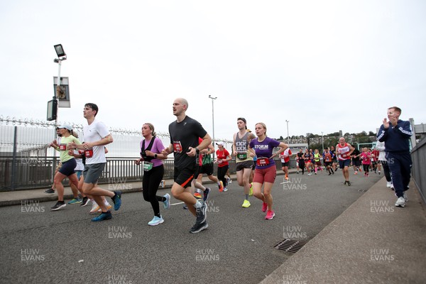 011023 - Principality Building Society Cardiff Half Marathon 2023 -  at the Cardiff Barrage