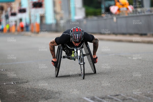 011023 - Principality Building Society Cardiff Half Marathon 2023 - Wheelchair race at the Cardiff Barrage