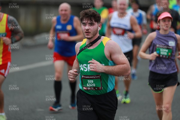 011023 - Principality Building Society Cardiff Half Marathon 2023 -  at the Cardiff Barrage