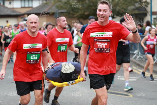 011023 - Principality Building Society Cardiff Half Marathon 2023 - MEDSERVE Wales runners at the Cardiff Barrage