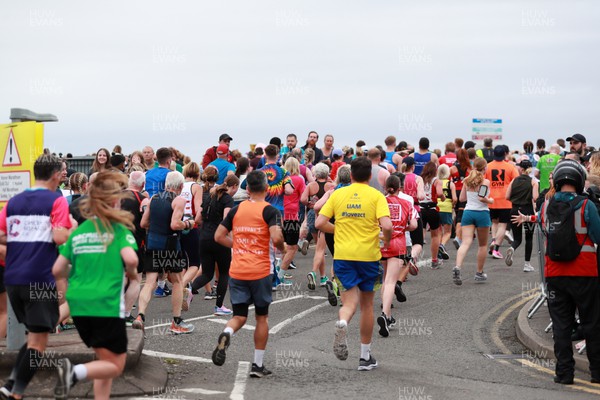 011023 - Principality Building Society Cardiff Half Marathon 2023 -  at the Cardiff Barrage