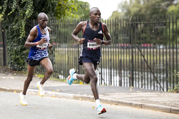 011023 - Principality Building Society Cardiff Half Marathon 2023 - Roath Park and Lake - Eventual winner of the men's race Vincent Mutai and Benard Biwott