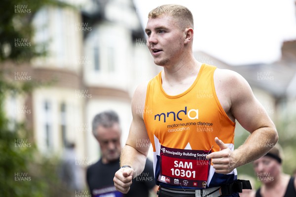 011023 - Principality Building Society Cardiff Half Marathon 2023 - Roath Park and Lake - 