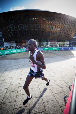 061019 - Cardiff Half Marathon 2019 - The race leaders make their way through Cardiff Bay, Roald Dahl Plas and past the Wales Millennium Centre at the halfway point of the race