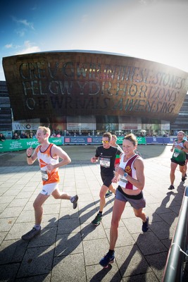 061019 - Cardiff Half Marathon 2019 - Runners make their way through Cardiff Bay, Roald Dahl Plas and past the Wales Millennium Centre at the halfway point of the race