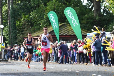 061019 - Cardiff University Cardiff Half Marathon - Runners pass Roath Park Lake