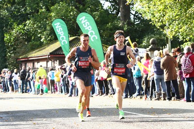 061019 - Cardiff University Cardiff Half Marathon - Runners pass Roath Park Lake