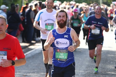 061019 - Cardiff University Cardiff Half Marathon - Runners pass Roath Park Lake