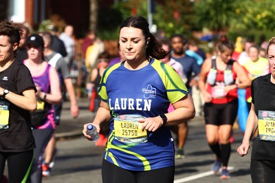 061019 - Cardiff University Cardiff Half Marathon - Runners pass Roath Park Lake