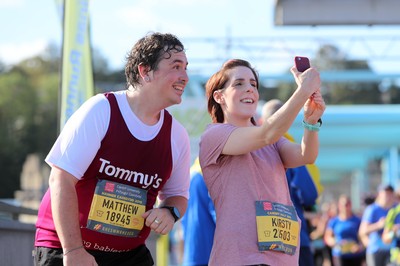 061019 - Cardiff Half Marathon -    Runners at the Cardiff Bay Barrage