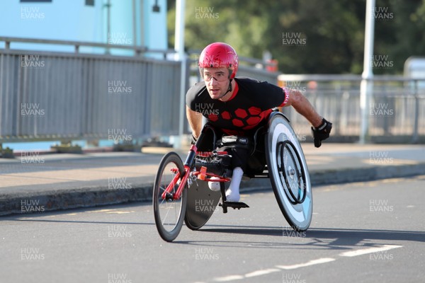 061019 - Cardiff Half Marathon -    Wheelchair athletes at the Cardiff Bay Barrage