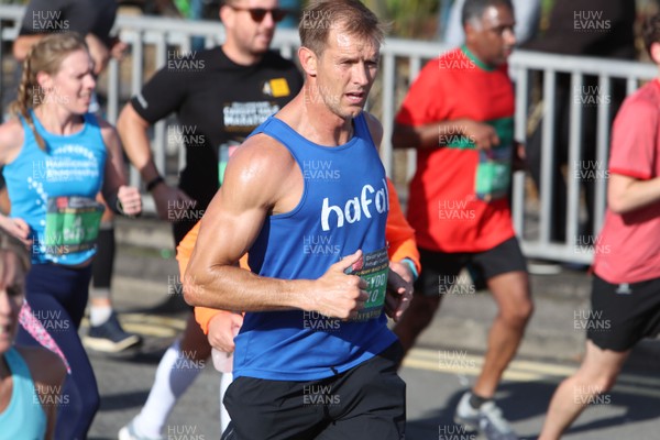 061019 - Cardiff Half Marathon -    Former Wales Rugby international player Dafydd James at the Cardiff Bay Barrage