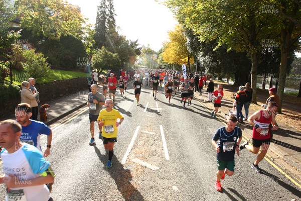071018 - Cardiff University Cardiff Half Marathon - The Cardiff Half Marathon passes Roath Park Lake 