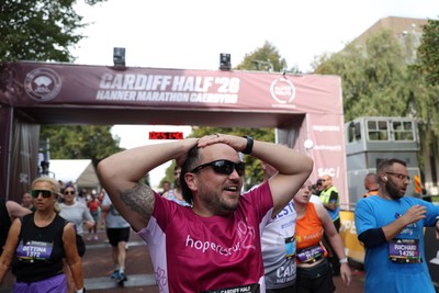 041026 - Run4Wales - Cardiff Half Marathon 2026 - 