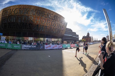 041026 Cardiff Half Marathon - Participants make their way through Cardiff Bay during the 2026 Cardiff Half Marathon