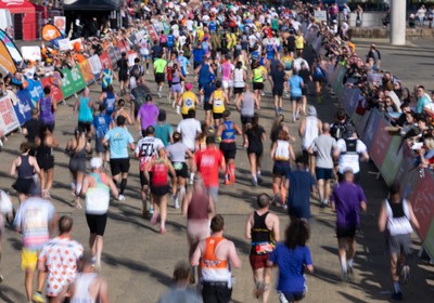 041026 Cardiff Half Marathon - Participants make their way through Cardiff Bay during the 2026 Cardiff Half Marathon