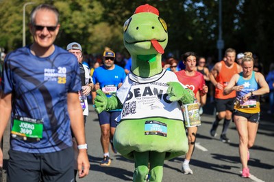 041026 - 2026 Cardiff Half Marathon - Roath Park - 
