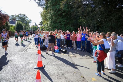 041026 - 2026 Cardiff Half Marathon - Roath Park - 
