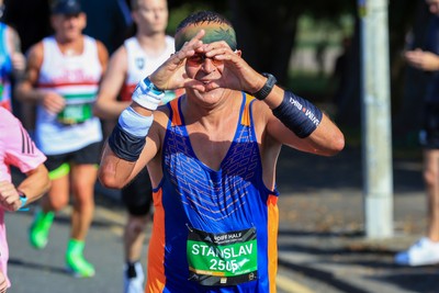 041026 - 2026 Cardiff Half Marathon - Roath Park - 