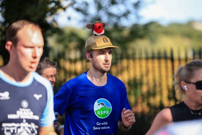 041026 - 2026 Cardiff Half Marathon - Roath Park - 