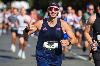 041026 - 2026 Cardiff Half Marathon - Roath Park - 