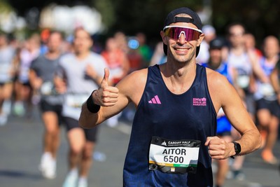 041026 - 2026 Cardiff Half Marathon - Roath Park - 
