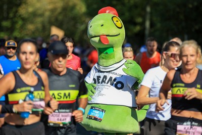041026 - 2026 Cardiff Half Marathon - Roath Park - 