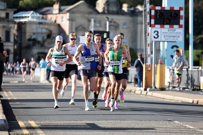 041026 - 2026 Cardiff Half Marathon - Elite Runners at the Cardiff Bay Barrage 