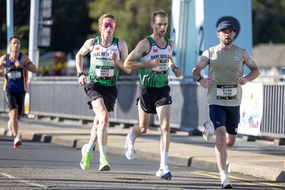 041026 - 2026 Cardiff Half Marathon - Runners and Spectators at Cardiff Bay Barrage 