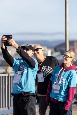 041026 - 2026 Cardiff Half Marathon -Volunteers at the Cardiff Bay Barrage 