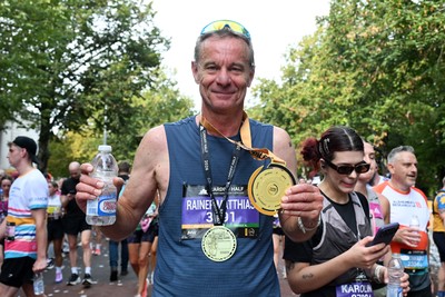 041026 - Cardiff Half Marathon - 