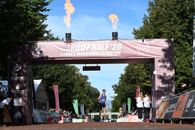 041026 - Cardiff Half Marathon - 