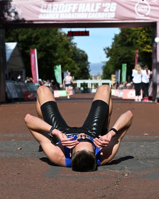 041026 - Cardiff Half Marathon - 